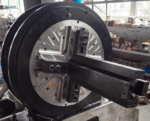 CNC Tube Cutting Machine